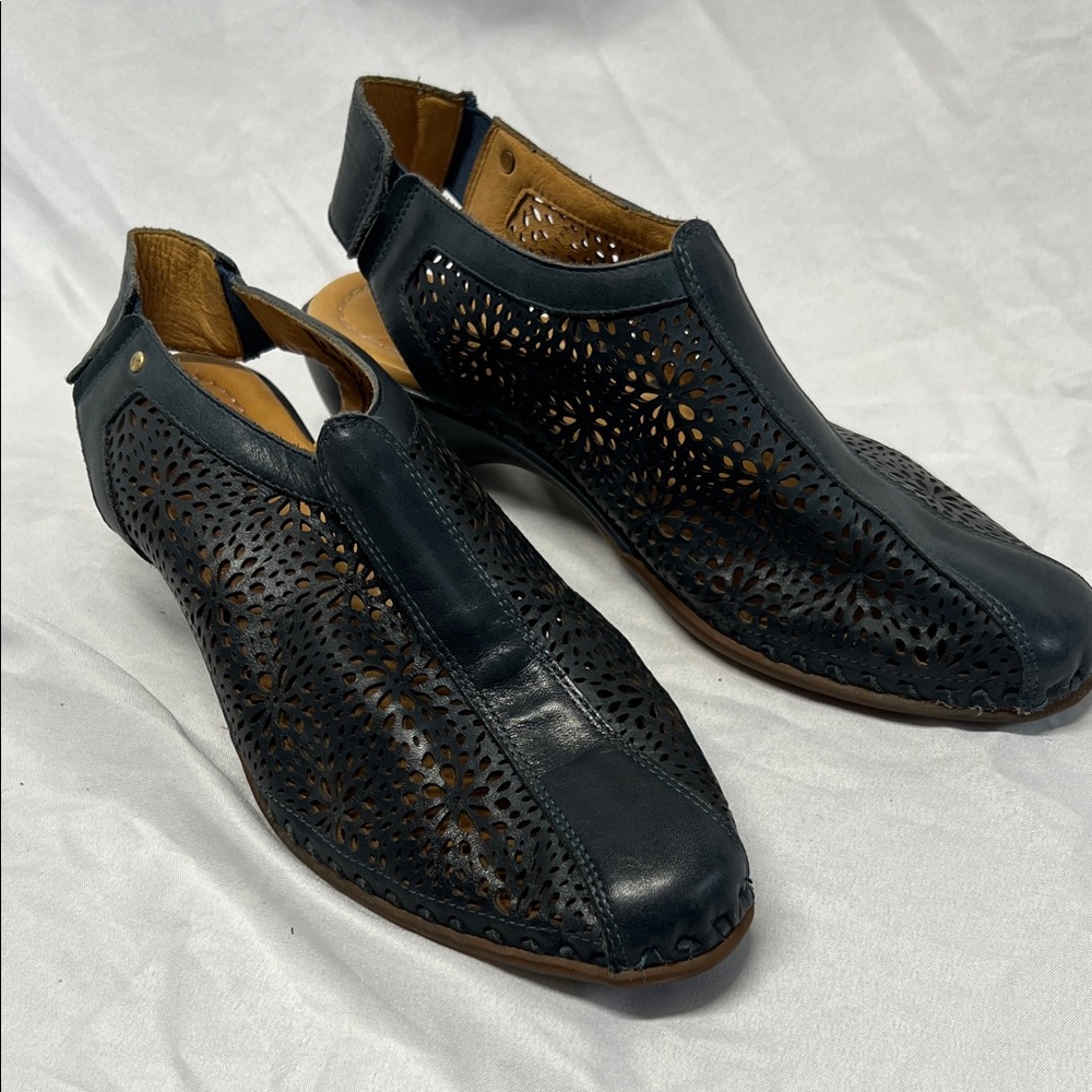 Pikolinos Romana Laser Cut Leather Sling Backs Close Toe Size EU 39